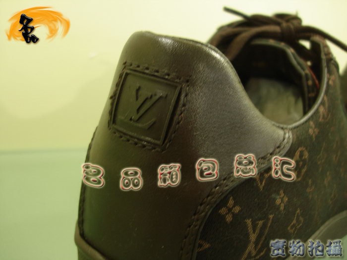Louis Vuitton LV A LVЬ LVeЬ LVЬ