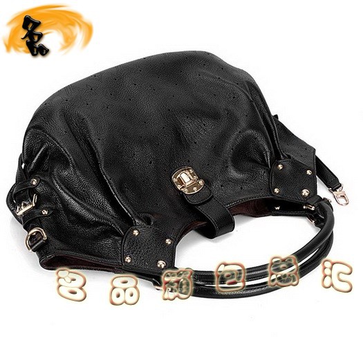 M95548 LV新款 LV經(jīng)典女款 LV女包 LV單肩包 LV手提包