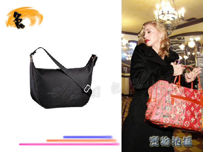 M93616 LV斜挎包 LV經(jīng)典帆布系列 LV時尚新款 LV單肩包