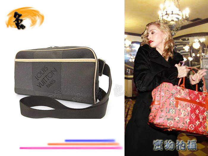 M93619 LV男包 LV胸包 LV帆布系列包包 LV經典款 LV休閑包