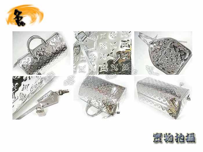 M95786 LV最新款 LV手提包 LV漆皮包 LV女包 LV壓花包 LV枕頭包