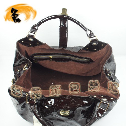 M95545 LV最新款 LV鐳射穿孔皮包 LV時尚休閑女包 LV亮皮包 LV手提包