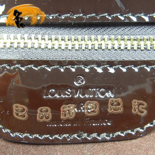 M95545 LV最新款 LV鐳射穿孔皮包 LV時尚休閑女包 LV亮皮包 LV手提包