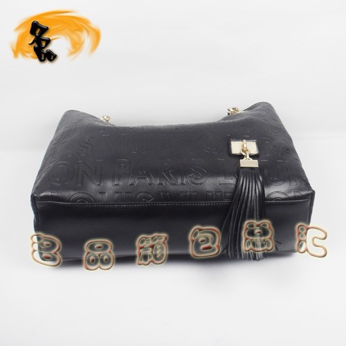 M95827 LV最新款 LV手提包 LV流行女包 LV單肩包 LV經(jīng)典款 LV包包