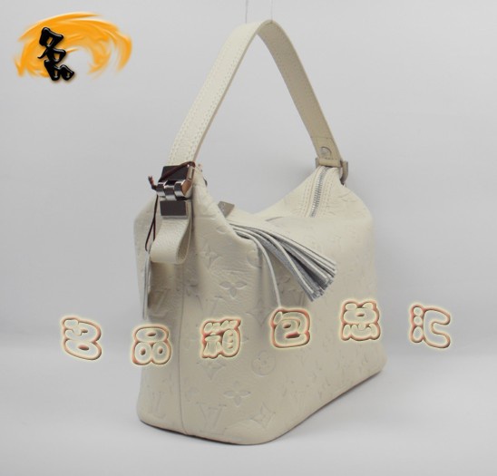 M95820 LV經(jīng)典款 老花系列 LV時尚女包 LV壓花包 LV手提包 LV包