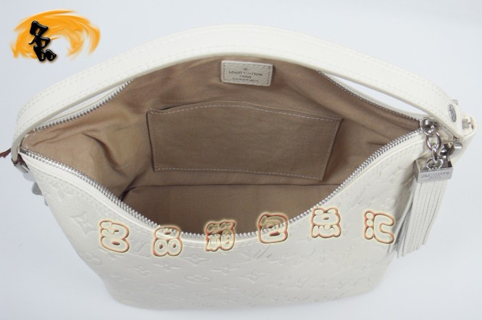 M95820 LV經(jīng)典款 老花系列 LV時尚女包 LV壓花包 LV手提包 LV包