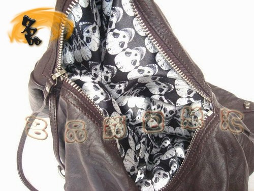 8008 THOMAS WYLDE/托馬斯 經(jīng)典款骷髏頭手提包 深啡色時(shí)尚女士單肩包