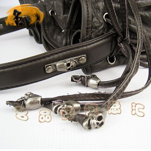 80039 THOMAS WYLDE托馬斯 最新款水桶包 深啡色全皮手提包 骷髏頭單肩包