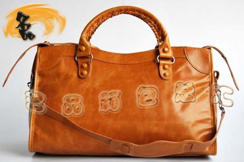 L084332 巴黎世家經(jīng)典款 機(jī)車(chē)包 BLENCIAGA斜挎包 BLENCIAGA時(shí)尚女士手提包