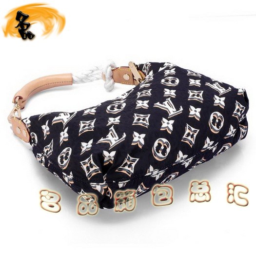 M40238 LV單肩包 LV最新款Bulles PM系列 LV時尚女士休閑包