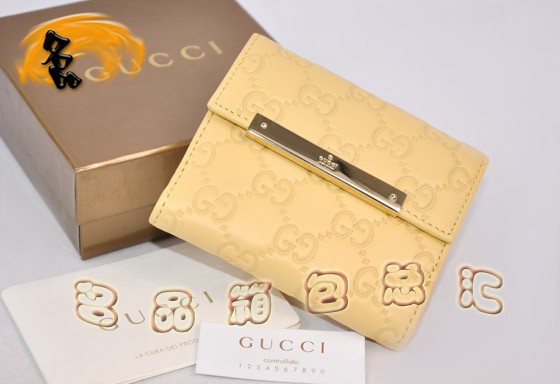 112716 GUCCI最新款 時(shí)尚女士錢(qián)包 GUCCI錢(qián)包 GUCCI短款錢(qián)夾 黃色