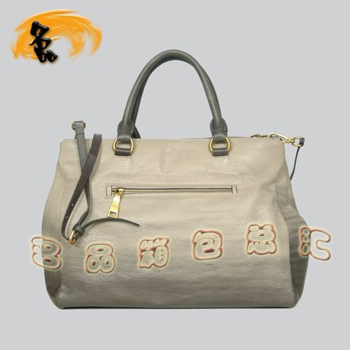 8587 Prada最新款時(shí)尚休閑女包 普拉達(dá)經(jīng)典手提包 Prada斜挎包 黑配灰色