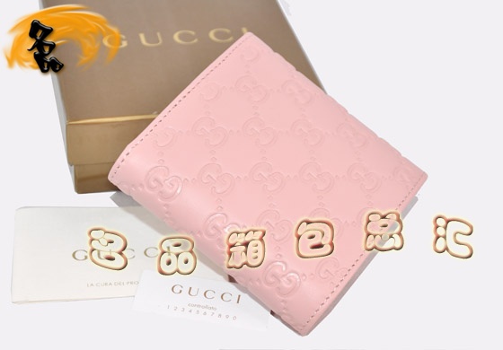 212106 X Gucci¿ GucciMڸߙnţƤŮʿX Gucci̿XA ۼtɫ