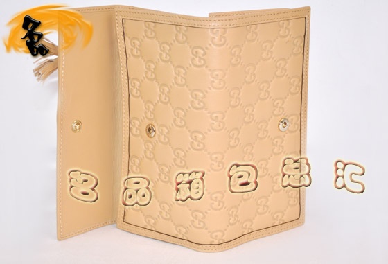 233054 GucciX Gucci¿ K rŮʿXA GucciLX  ɫ