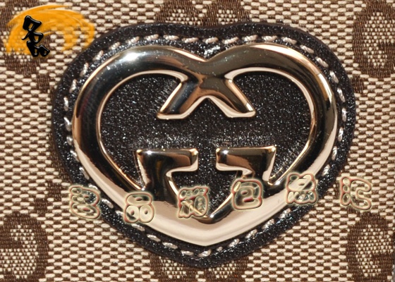 245729 古奇最新款女士錢(qián)夾 Gucci錢(qián)包 Gucci女包 Gucci長(zhǎng)款錢(qián)夾 杏配深啡色