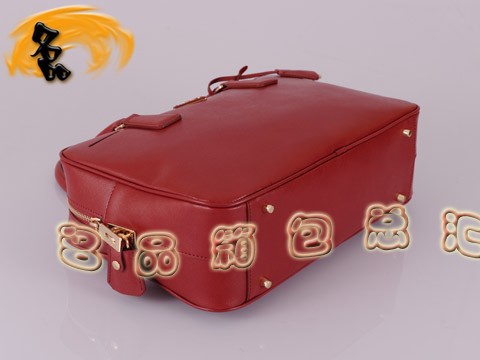 BL0094 Prada手提包 時(shí)尚休閑普拉達(dá)女包 原版一比一品質(zhì)進(jìn)口頭層牛皮女包 紅色