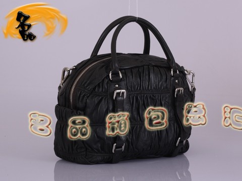 BL0397 普拉達(dá)最新款褶皺羊皮手提包 Prada斜挎包 普拉達(dá)休閑包 Prada女包 啡色