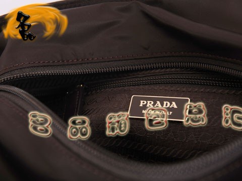 BN1107 普拉達(dá)最新款 經(jīng)典防水帆布女包 Prada手提包 Prada斜挎包 啡色