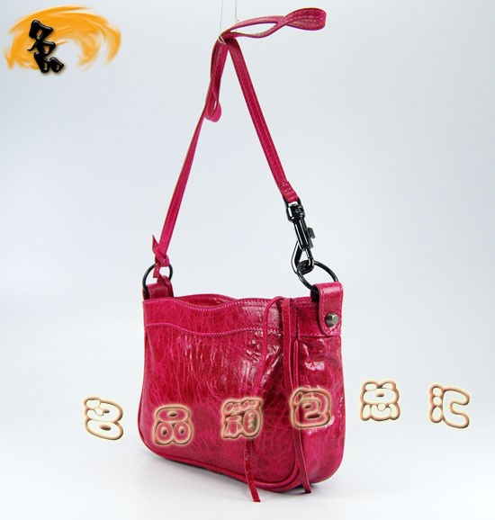 084980 巴黎世家斜挎包 進(jìn)口羊皮時(shí)尚休閑女包 Balenciaga女包 斜挎包 桃紅色