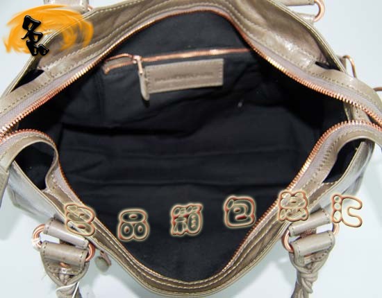 173084C Balenciaga手提包 進(jìn)口高檔牛皮經(jīng)典時(shí)尚女包 巴黎世家單肩包 機(jī)車包 銀灰色