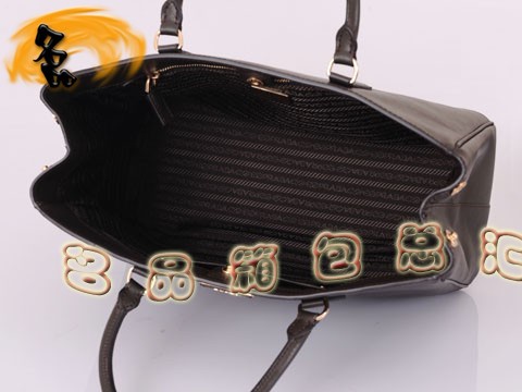 BN1844 最Prada新款十字紋進口牛皮女包 普拉達手提包 Prada手提包 啡色