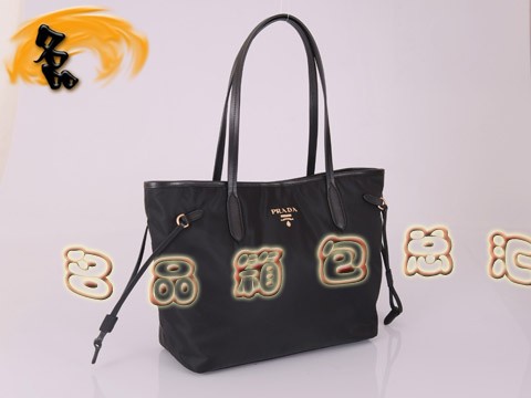 BR3924 普拉達單肩包 Prada休閑包 防水尼龍帆布女包 帆布包 黑色