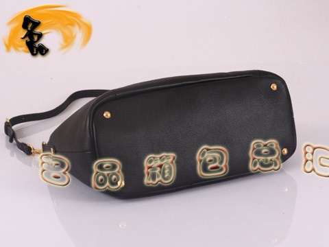 BR4391 新款時尚女士休閑包 Prada斜挎包 普拉達手提包 進口牛皮女包 黑色