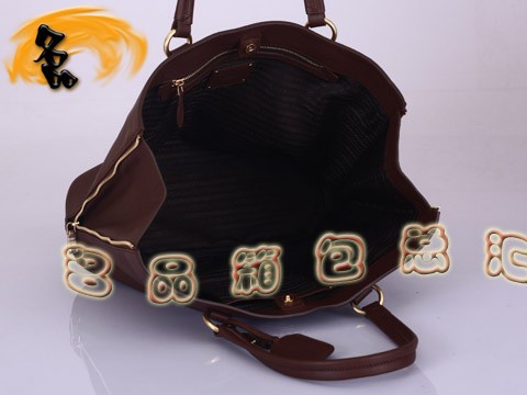 BR4372 Prada單肩包 新款時尚女士休閑包 進口牛皮女包 普拉達手提包 啡色