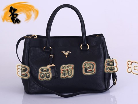 BR4393 Prada斜挎包 普拉達手提包 新款時尚女士休閑包 進口牛皮女包 黑色