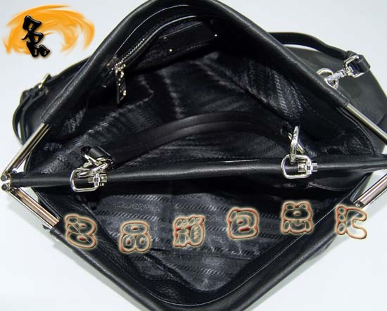 80068 Prada單肩包 普拉達斜挎包 Prada時尚休閑包 最新款女包 黑色