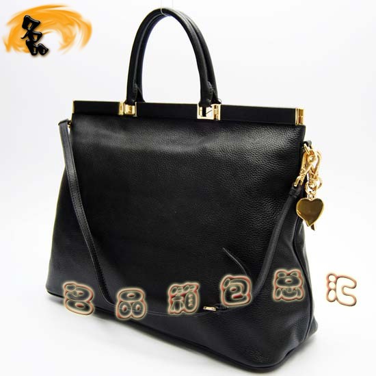 80302 Prada手提包 普拉達(dá)單肩包 Prada時(shí)尚休閑包 最新款女包 黑色