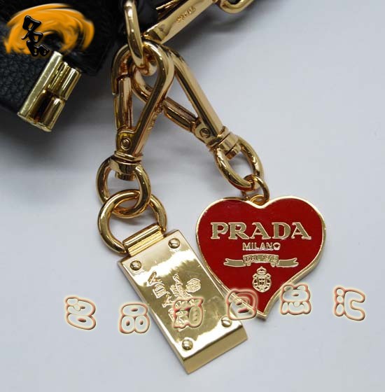 80302 Prada手提包 普拉達(dá)單肩包 Prada時(shí)尚休閑包 最新款女包 黑色