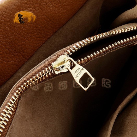 M40580 LV最新款 LV女士包包 老花系列女包 LV單肩包 LV Olympe女包 淺啡色