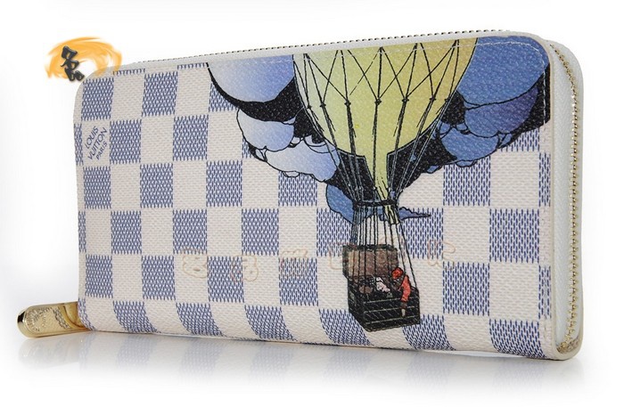 M63006 LV最新款 卡通畫版長(zhǎng)款錢包 LV錢包 白色棋盤格女士錢夾 LV Zippy系列