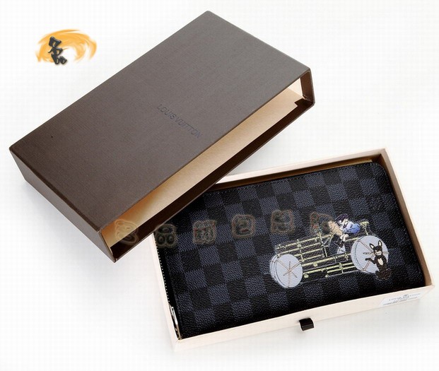 N63002 LV最新款 卡通畫版錢包 LV錢包 黑色棋盤格錢夾 LV Zippy系列長款錢包