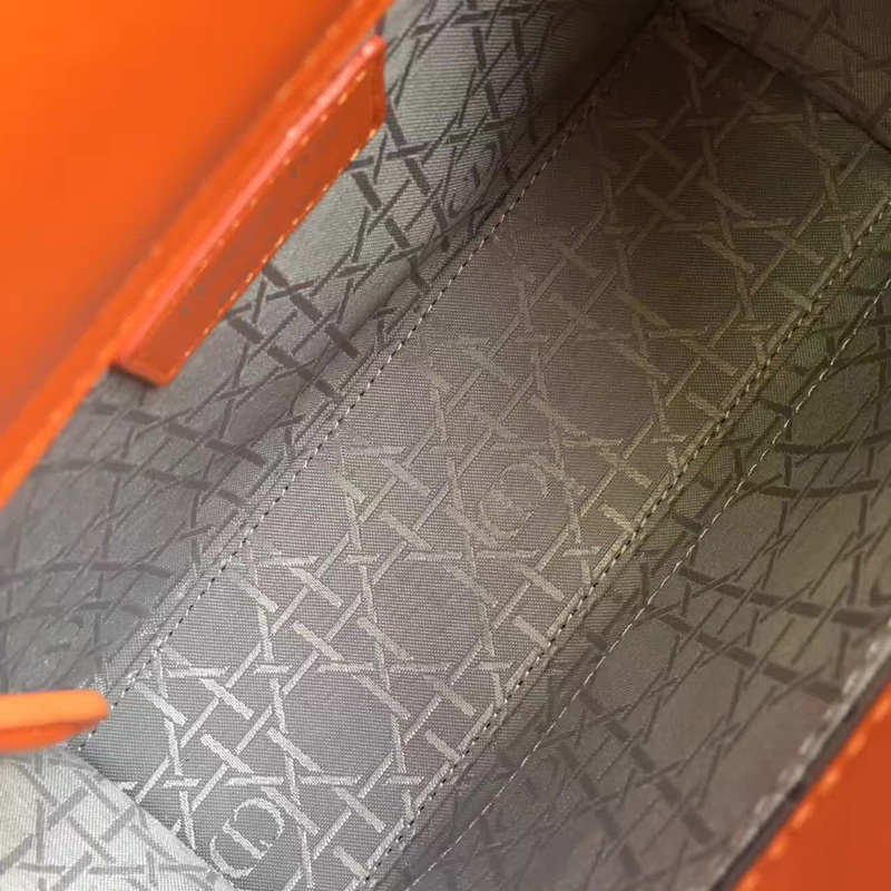 Dior LADY DIOR小羊皮手提包 2017新款迪奧徽章戴妃包 橙色