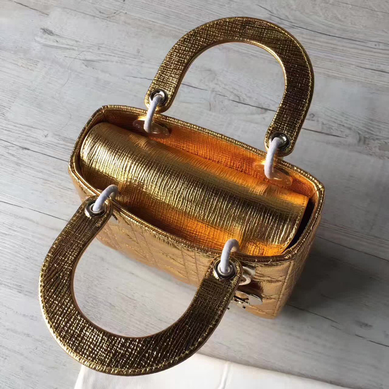 Dior LADY DIOR小羊皮手提包 2017新款迪奧徽章戴妃包 金色