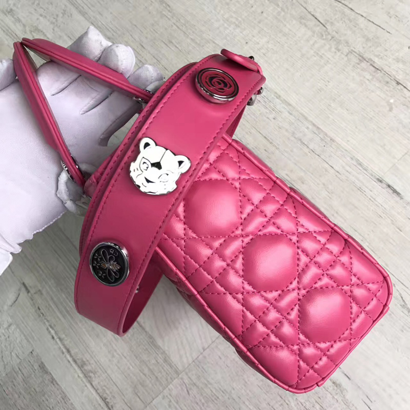 Dior LADY DIOR小羊皮手提包 2017新款迪奧徽章戴妃包 玫紅色