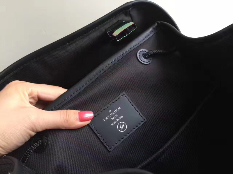 M43409 LV 2017藤原浩聯名閃電系列 ZACK 雙肩包