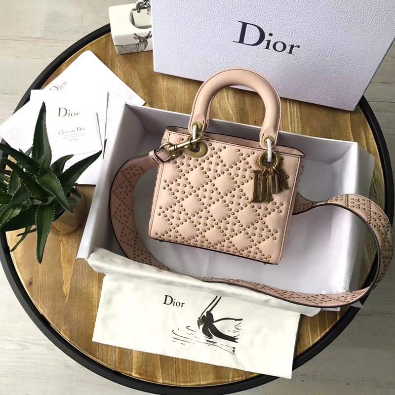 M0579 Dior迪奧 LADY DIOR粉色小牛皮柔軟手提包 飾釘手提單肩包