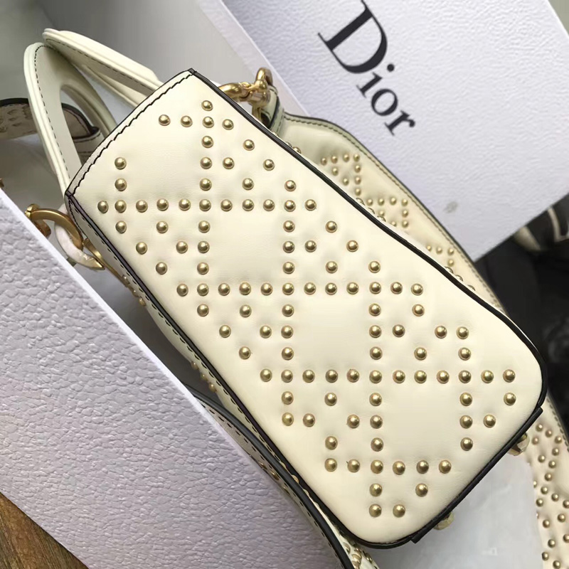 M0579 Dior迪奧 LADY DIOR原色小牛皮柔軟手提包 飾釘手提單肩包