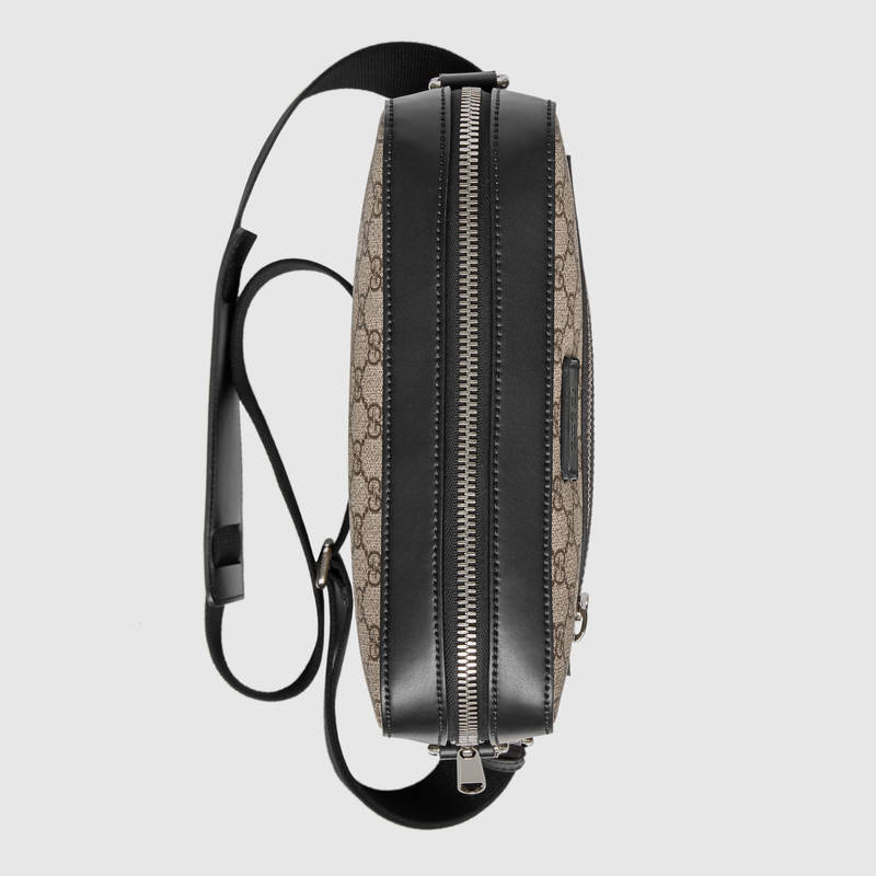 473878 Gucci Supreme高級(jí)人造革扁平郵差包 Gucci男士斜挎包