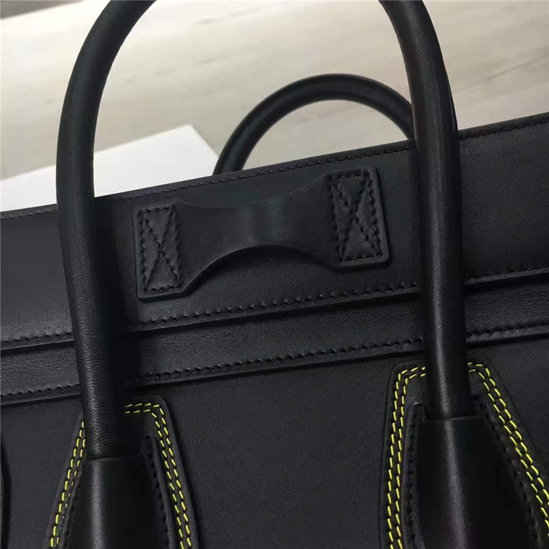 2017賽琳 celine笑臉包 囧臉包真皮女包 頭層牛皮 翅膀手提包 三色線 黑色