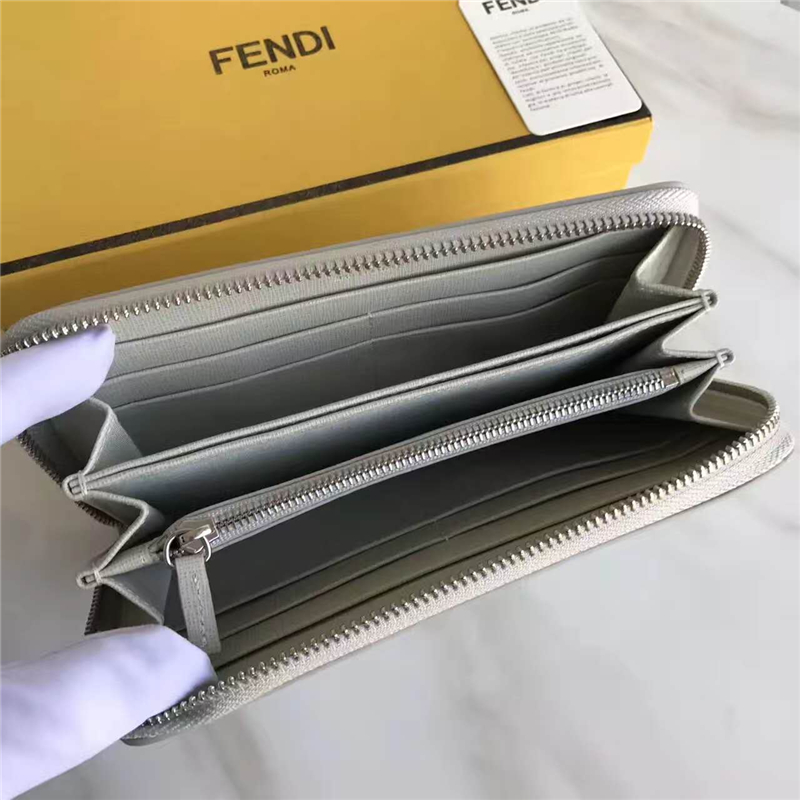 FENDI 芬迪 小牛皮CRAYONS 2017新款 裝飾雙色皮革花朵長款錢包 粉灰色