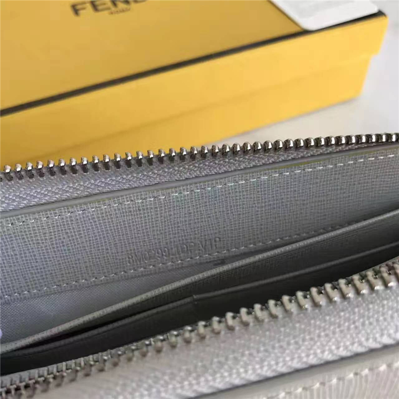 FENDI 芬迪 小牛皮CRAYONS 2017新款 裝飾雙色皮革花朵長款錢包 粉灰色