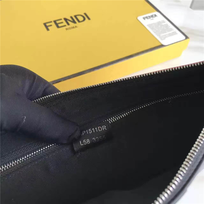 FENDI手包 芬迪小怪獸眼睛額頭閃電圖 小怪獸眼睛額頭閃電圖 芬迪手拿包 黑色