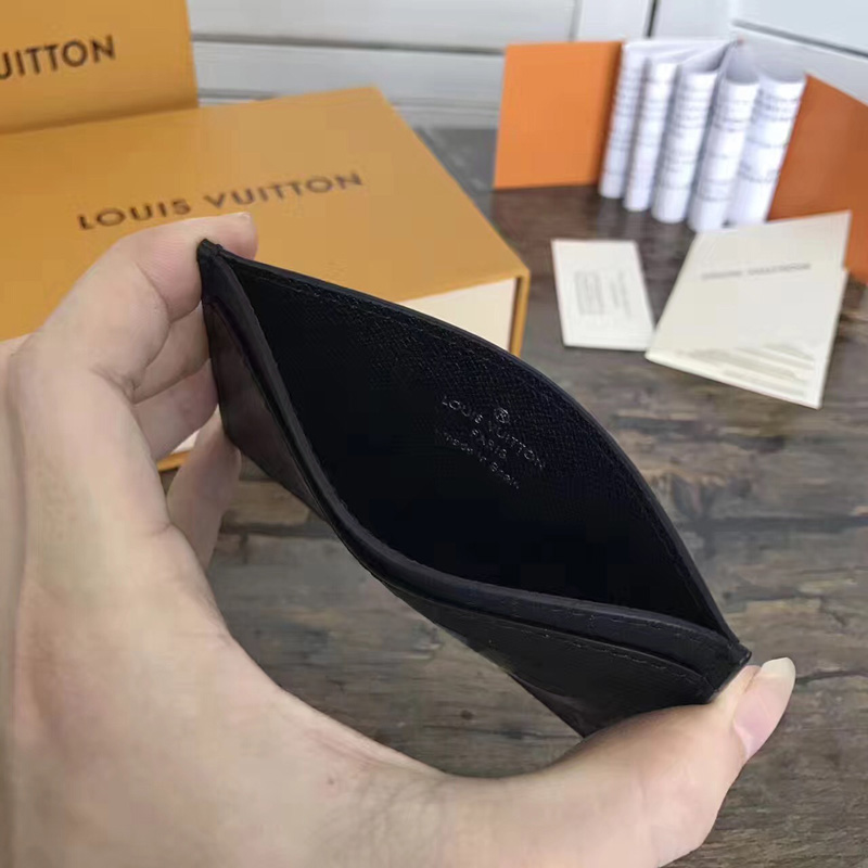 M61733 LV Supreme 聯名系列限量版卡套 LV卡包 LV卡夾 黑色