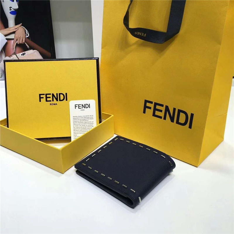 FENDI 芬迪 荔枝紋白叻釘 羅馬SELLERIA橫式皮夾 黑色