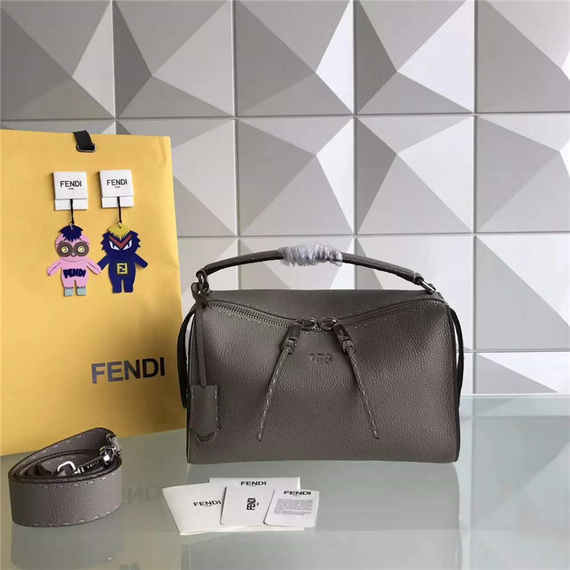 FENDI 芬迪 8762 2017新款 牛皮女士單肩手提包 羅馬波士頓包 啡色