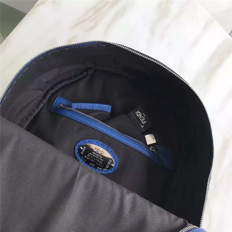 FENDI 芬迪 013S 新款經典優質柔軟小牛皮雙肩背包 寶藍色